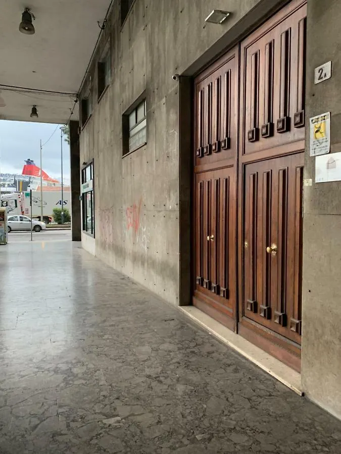 Casa Al Porto Villa Palermo 0*,